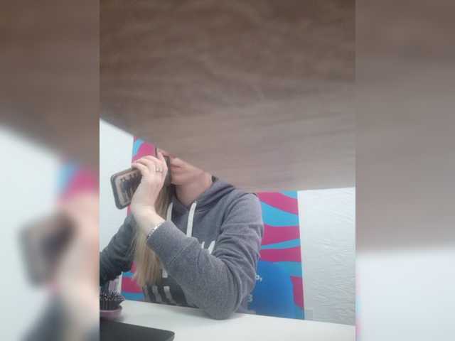 Angelinamik's BongaCams show and profile