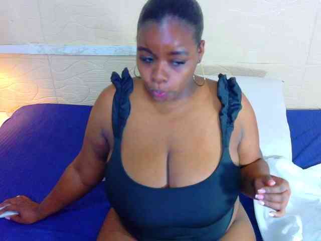 juicy-tits69 webcam