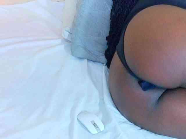 juicy-tits69 webcam