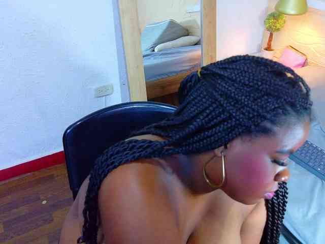 juicy-tits69 webcam