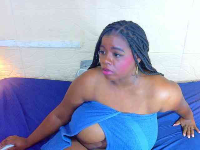 juicy-tits69 webcam