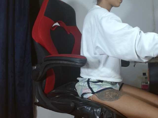sweetangel2582 live cam on BongaCams