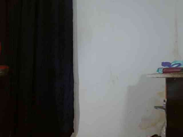 sweetangel2582 webcam