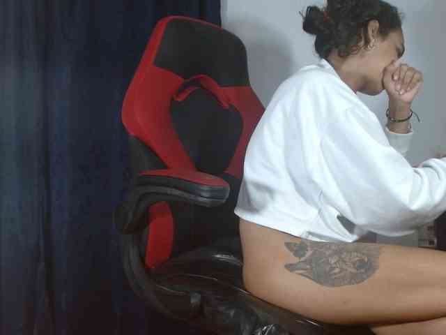 sweetangel2582 webcam