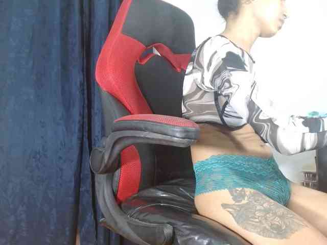 sweetangel2582 webcam