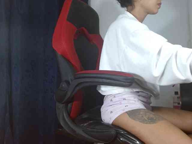 sweetangel2582 webcam