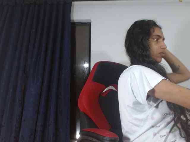 sweetangel2582 webcam