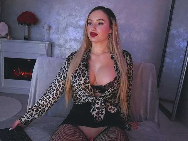 AnnaAngel11's BongaCams show and profile