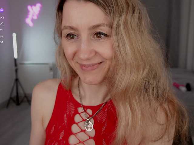 MrsMilana live cam on BongaCams