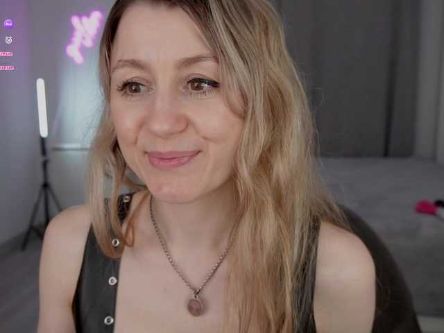MrsMilana live cam on BongaCams