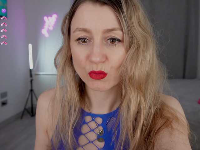 MrsMilana live cam on BongaCams
