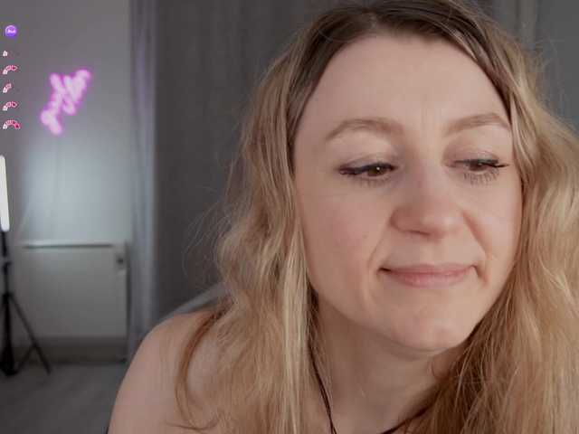 MrsMilana's BongaCams show and profile