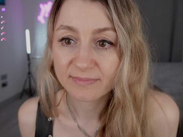 MrsMilana live cam on BongaCams