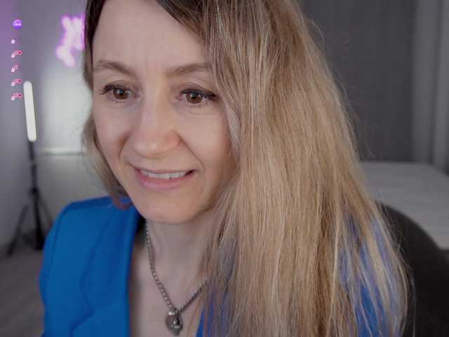 MrsMilana live cam on BongaCams