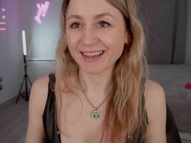 MilanaCamGirl webcam