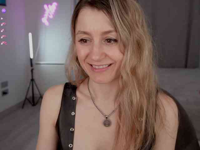 MilanaCamGirl webcam