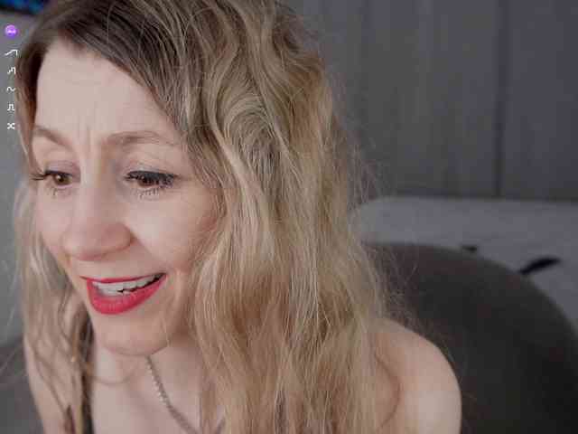 MilanaCamGirl webcam