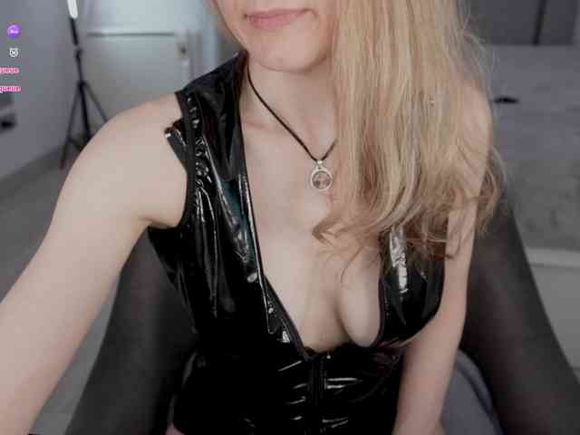 MilanaCamGirl webcam