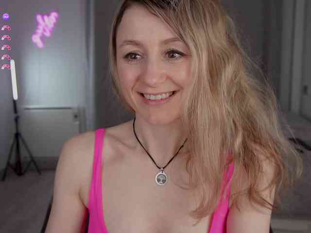 MilanaCamGirl webcam