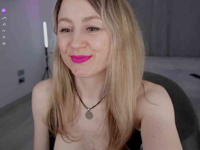 MilanaCamGirl webcam