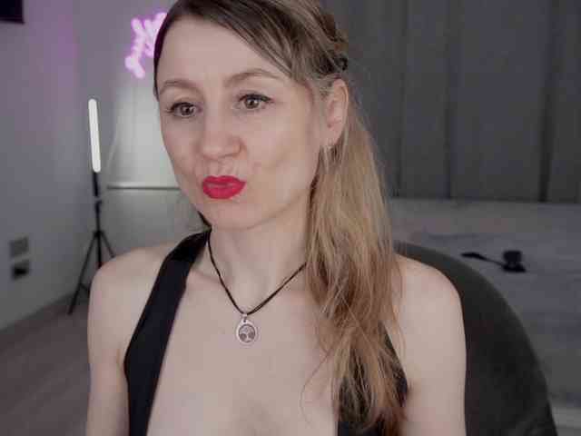 MilanaCamGirl webcam