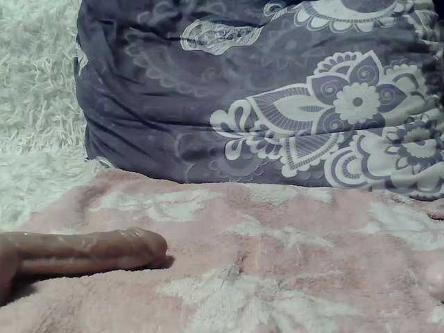 Yana310 live cam on BongaCams