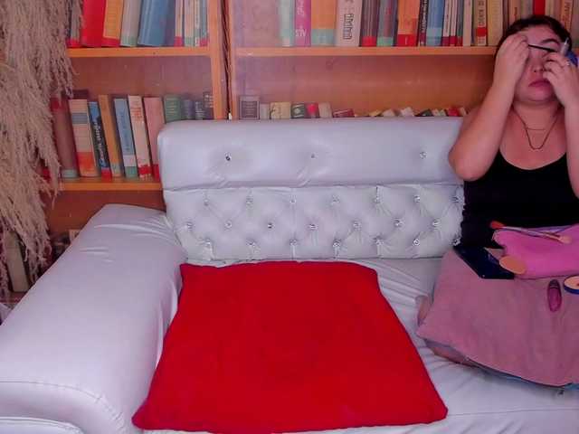 Shyfantasies live cam on BongaCams