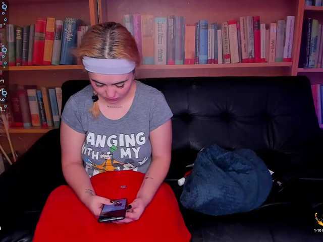 Shyfantasies live cam on BongaCams
