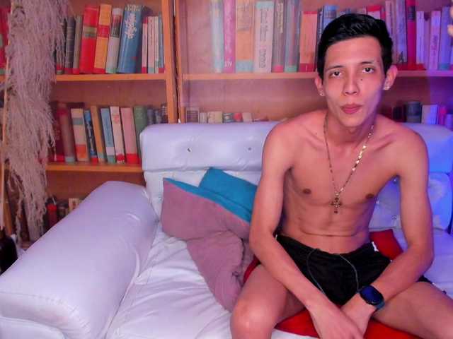 shyfantasies live show