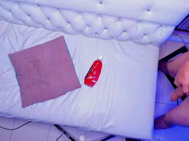 Shyfantasies webcam