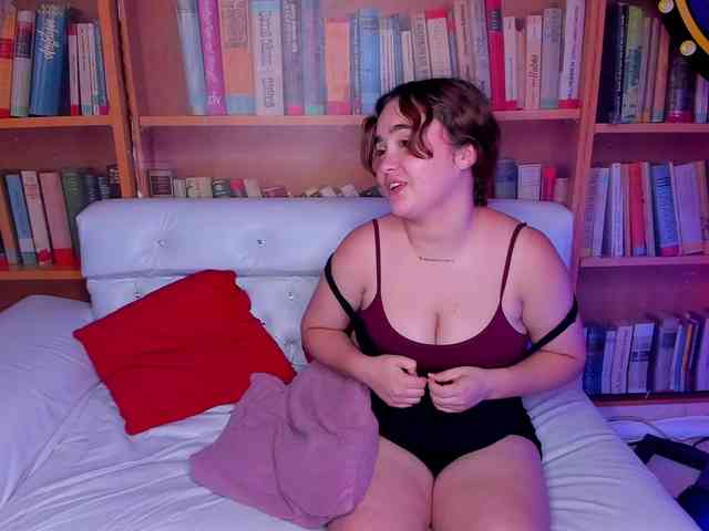 Shyfantasies webcam