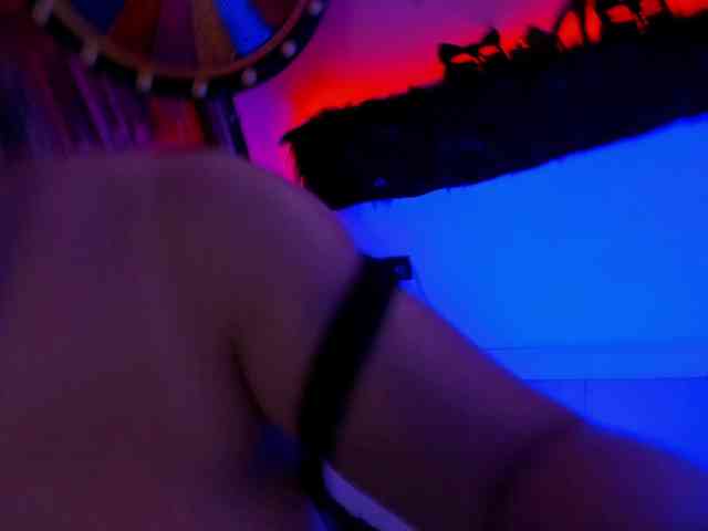 Shyfantasies webcam