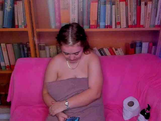Shyfantasies webcam