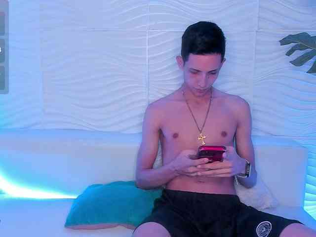 Shyfantasies Sex Cam Show
