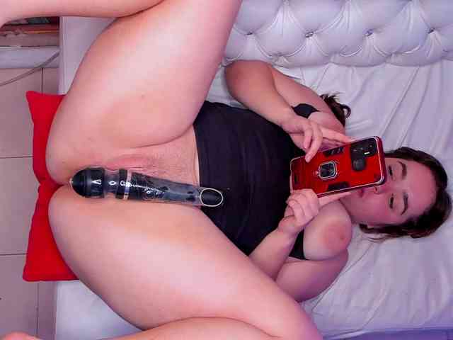 Shyfantasies webcam