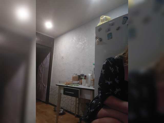 Ylia1303 live cam on BongaCams