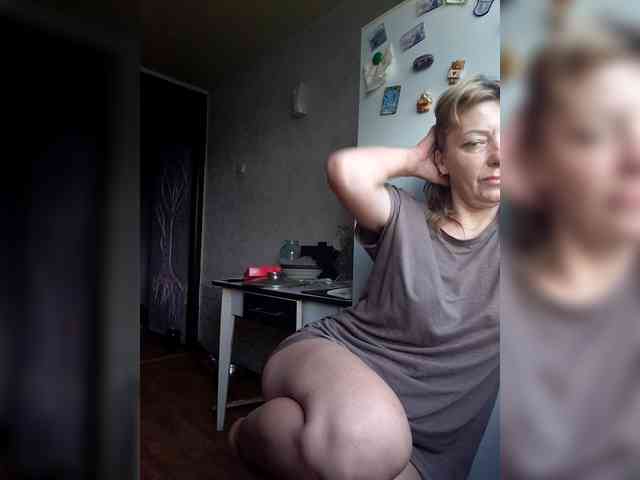 SeXy-MiLF-Xo4y webcam