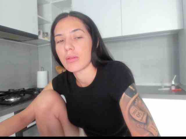 Emasweetxx webcam