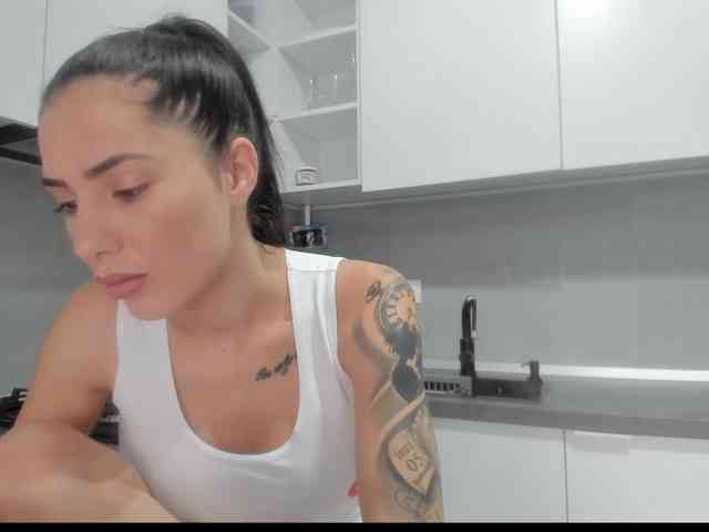 Emasweetxx webcam