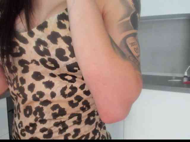 Emasweetxx webcam