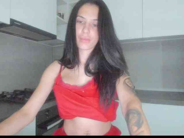 Emasweetxx webcam