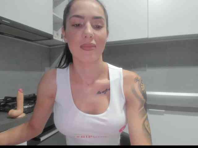 Emasweetxx webcam