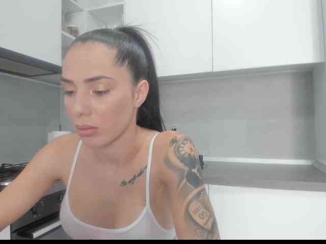 Emasweetxx webcam