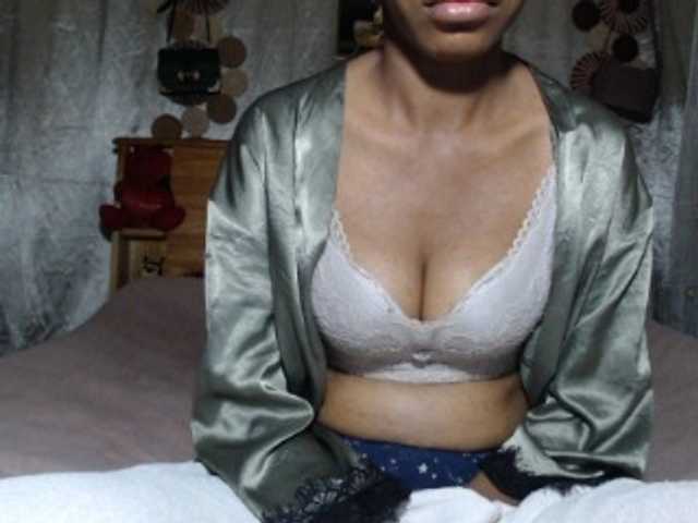 Hamour live webcam show