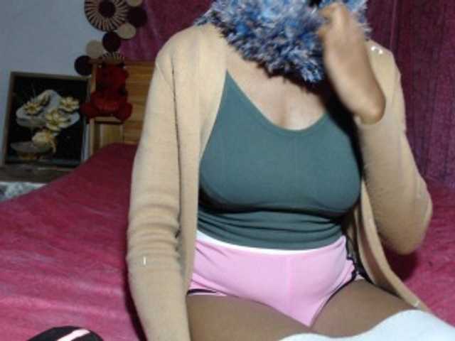 Hamour live cam on BongaCams