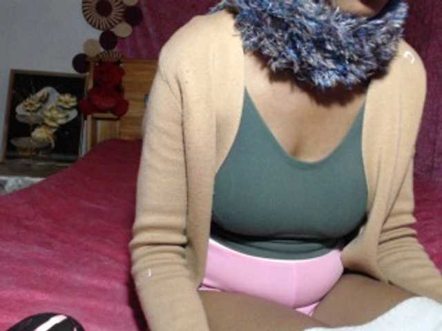 Hamour live cam on BongaCams
