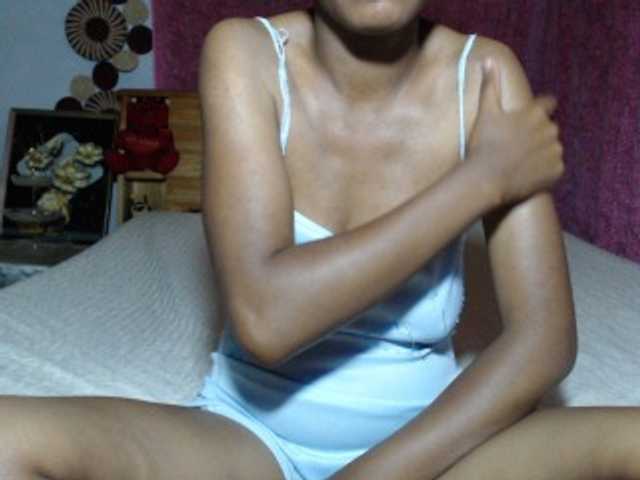 Hamour live cam on BongaCams