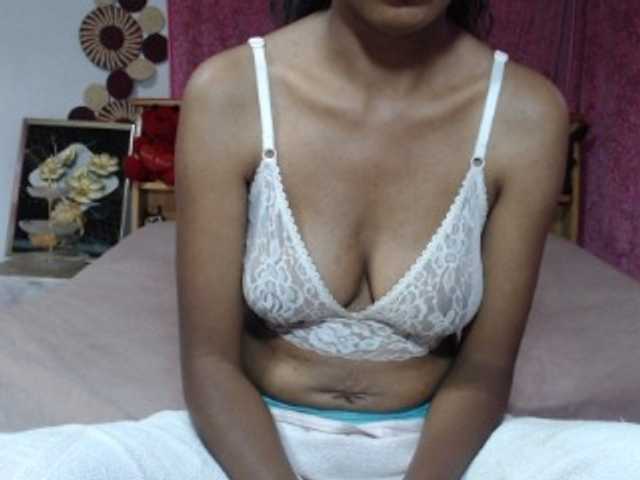 Hamour, live now on BongaCams