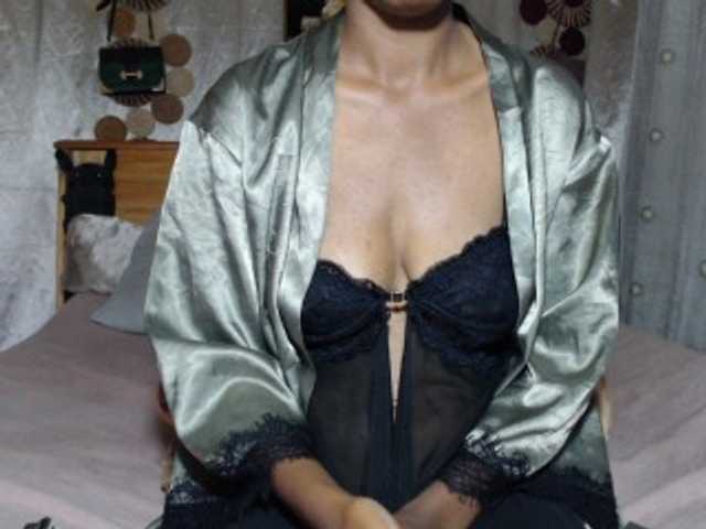 Hamour live cam on BongaCams