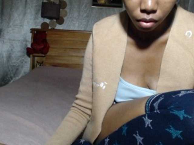 Hamour live cam on BongaCams